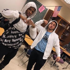 Meet your Posher, Amir